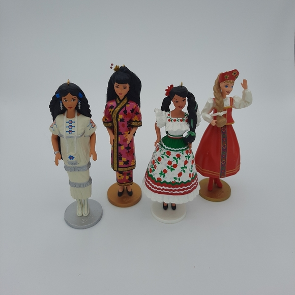 Barbie Hallmark Keepsake Ornament Russian - Picture 6 of 6